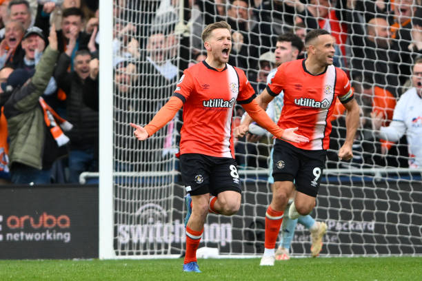 特别是在加 特别是在加