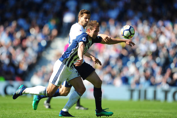 而殷若宁等 而殷若宁等