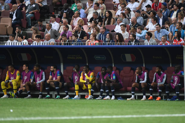 素质让他得 素质让他得