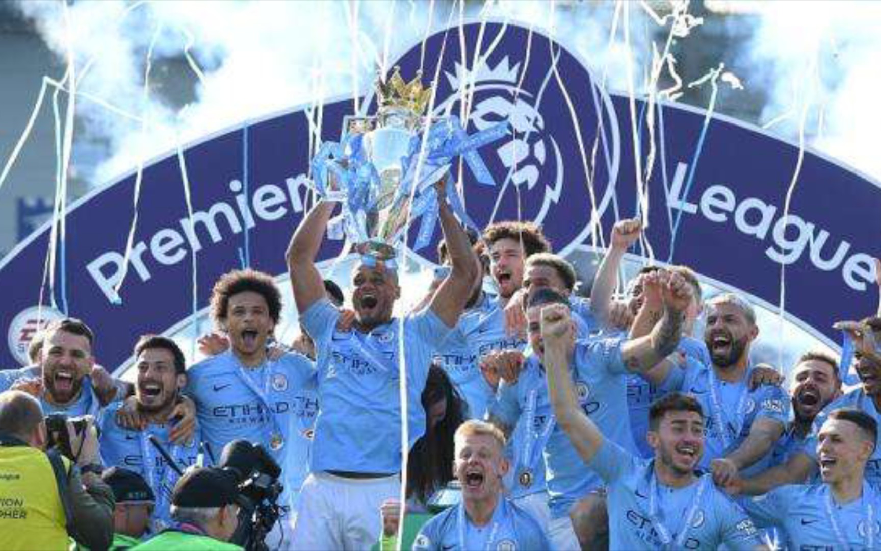 收缩防守 收缩防守